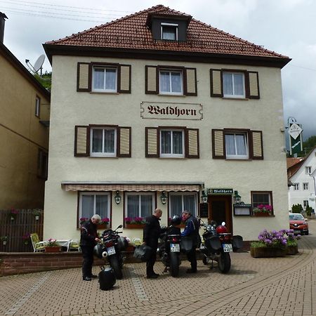 Gasthaus Waldhorn 바트타이나흐자벨슈타인 외부 사진