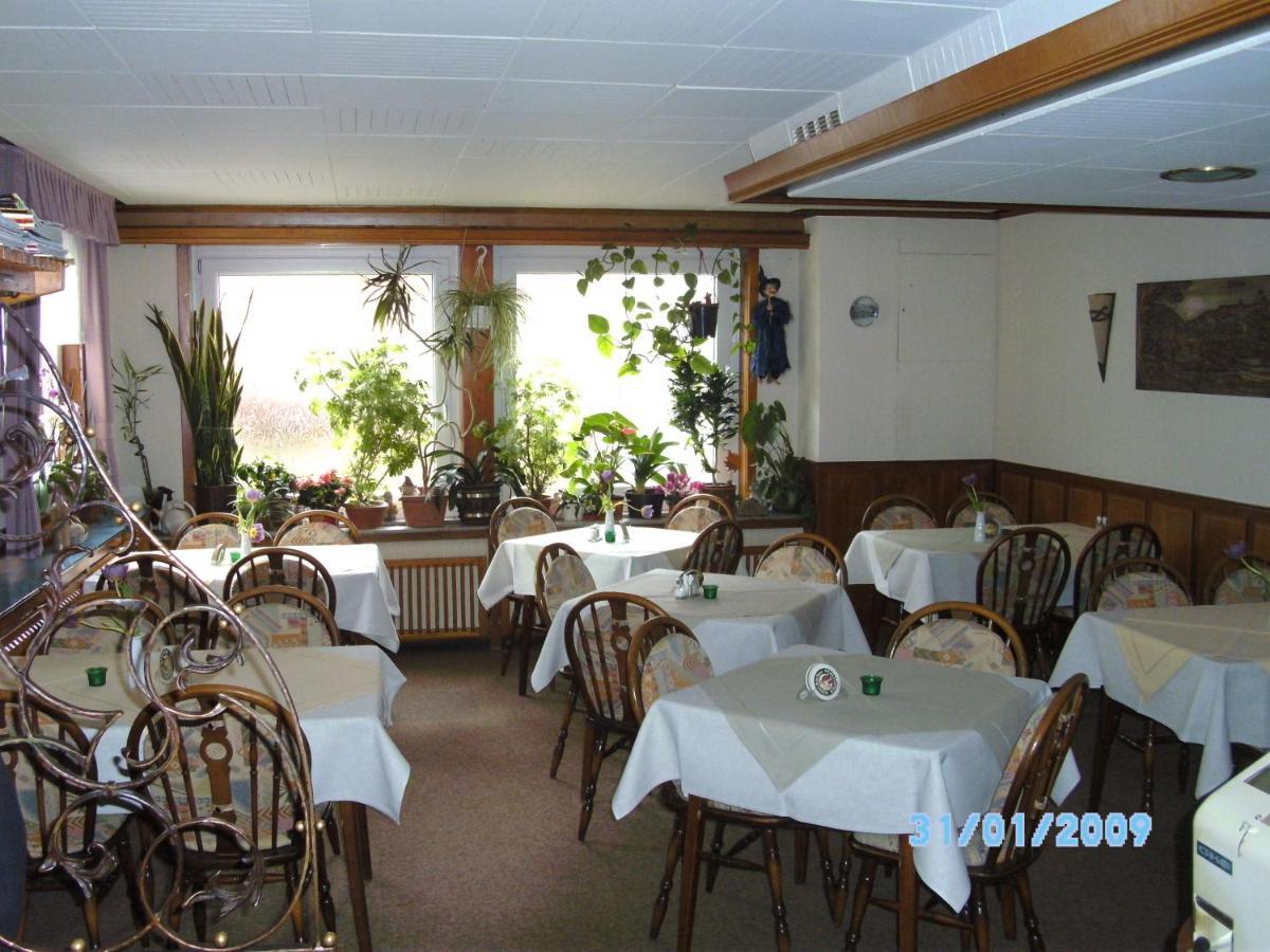 Gasthaus Waldhorn 바트타이나흐자벨슈타인 외부 사진