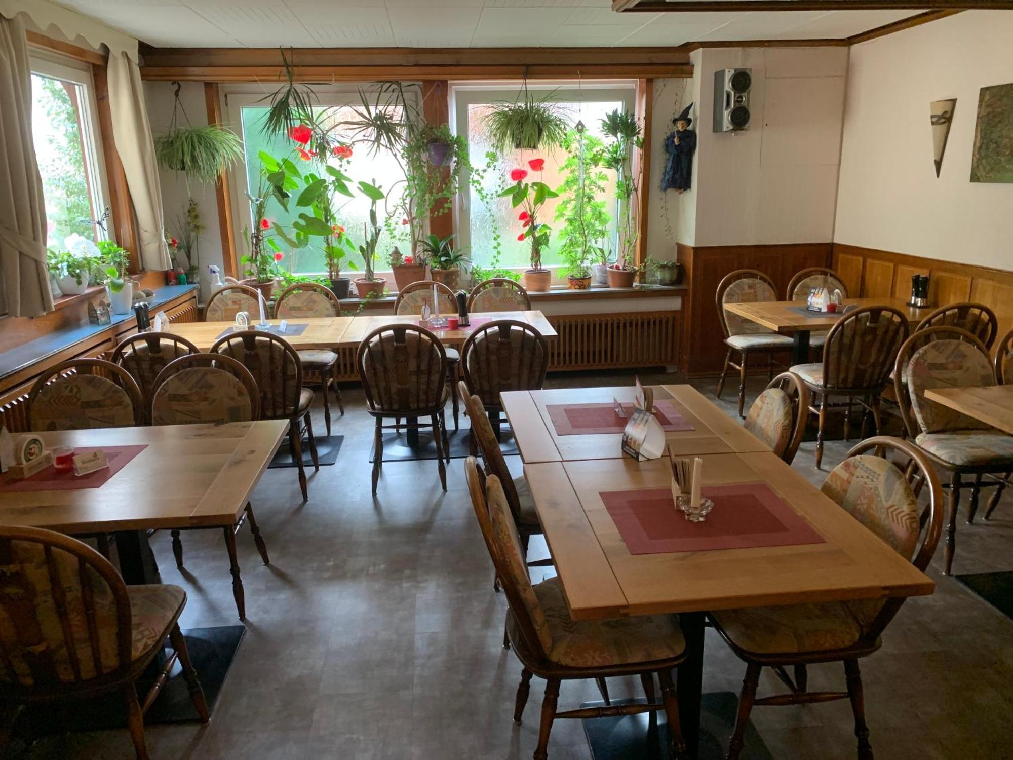 Gasthaus Waldhorn 바트타이나흐자벨슈타인 외부 사진